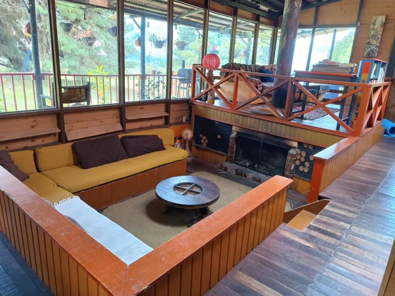 Chalets Amarelo Suesca Exterior photo